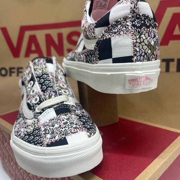 Vans Men’s Old Skool (Patchwork Firl) Marshmallow Sneakers
VN0A38G19FY - Picture 8 of 16